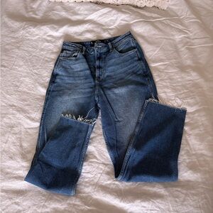 Holister Ultra High-Rise Mom Jean